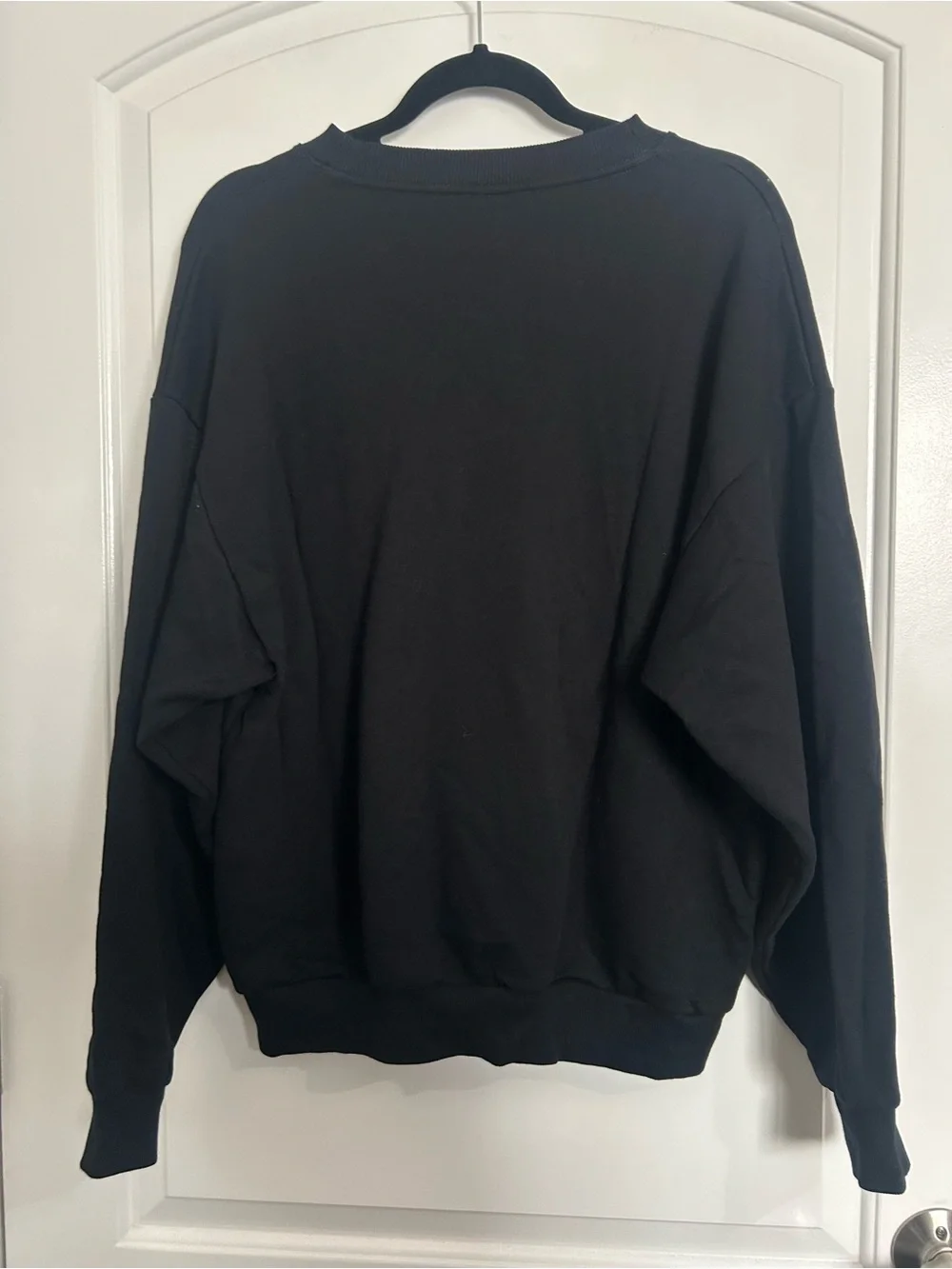 ALO Yoga Accolade Crew Neck Pullover in black size M chic lounge athleisure